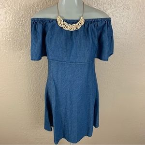 Noble U Chambray Off Shoulder Dress